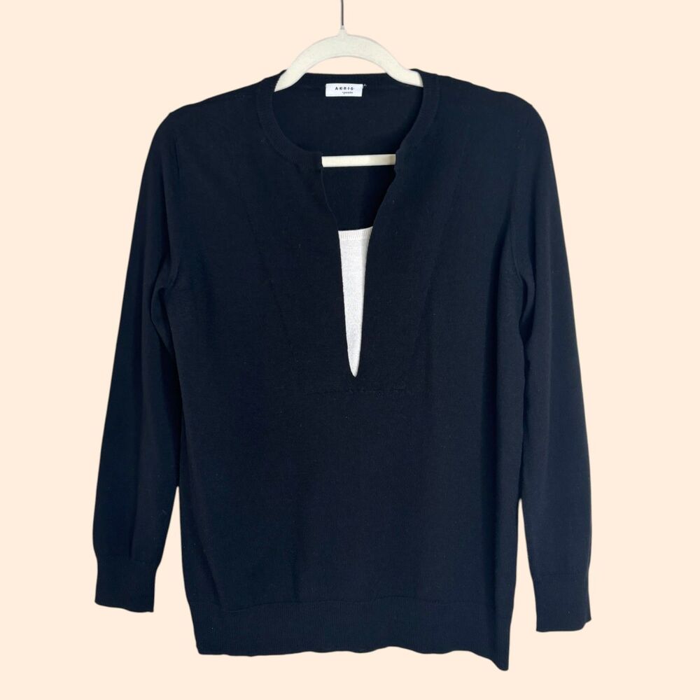 Akris Punto Black Wool V-Neck Sweater